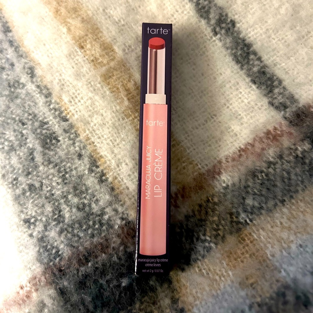 Tarte Maracuja Juicy Lip Crème in Peachy Pink